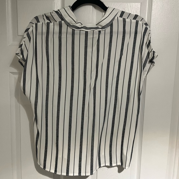 Dynamite button up short sleeve - Picture 3 of 3